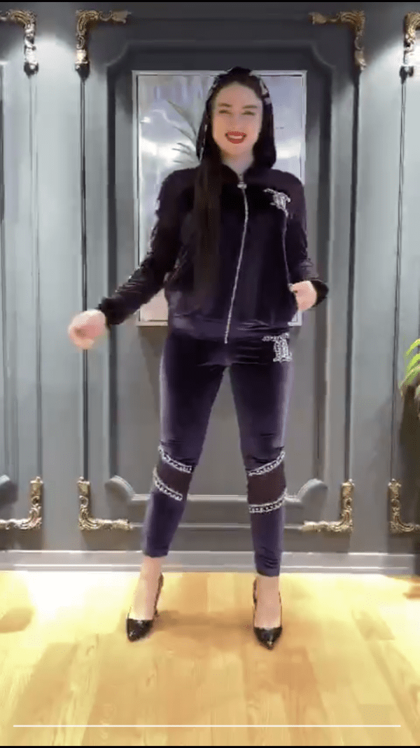 Women 2 PCs Soft Velvet Classy Outfit Set With Rhinestones Design & Hood Casual/Formal Wear Tracksuit