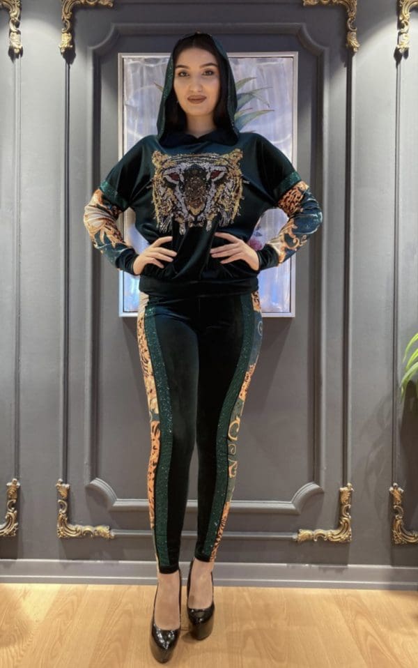Jazzline Women 2 PCs Rhinestones Tiger Head Design Smooth Velvet Outfit Set Formal Wear Tracksuit With Hood Long Sleeve-Green (Sz 46) - Image 2