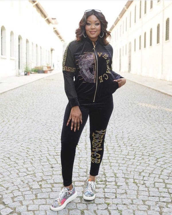 Women 2 PCs Outfit Set Soft Velvet Formal/Casual Wear Tracksuit With Bold Design Green & Wine - Image 19
