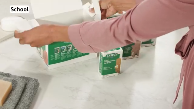 CURAD Assorted Bandages Variety Pack, 300 Count, 6 Styles Including Antibacterial, Waterproof, Sheer, Plastic, Heavy Duty & Flex-Fabric, Protects Scrapes, Cuts & Burns, Latex-Free - Image 7